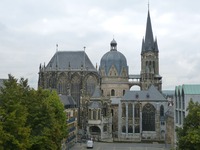2014 Aachen Cathedral (exterior).jpg