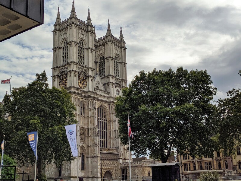 2019 Westminster Abbey, London, Side.jpg